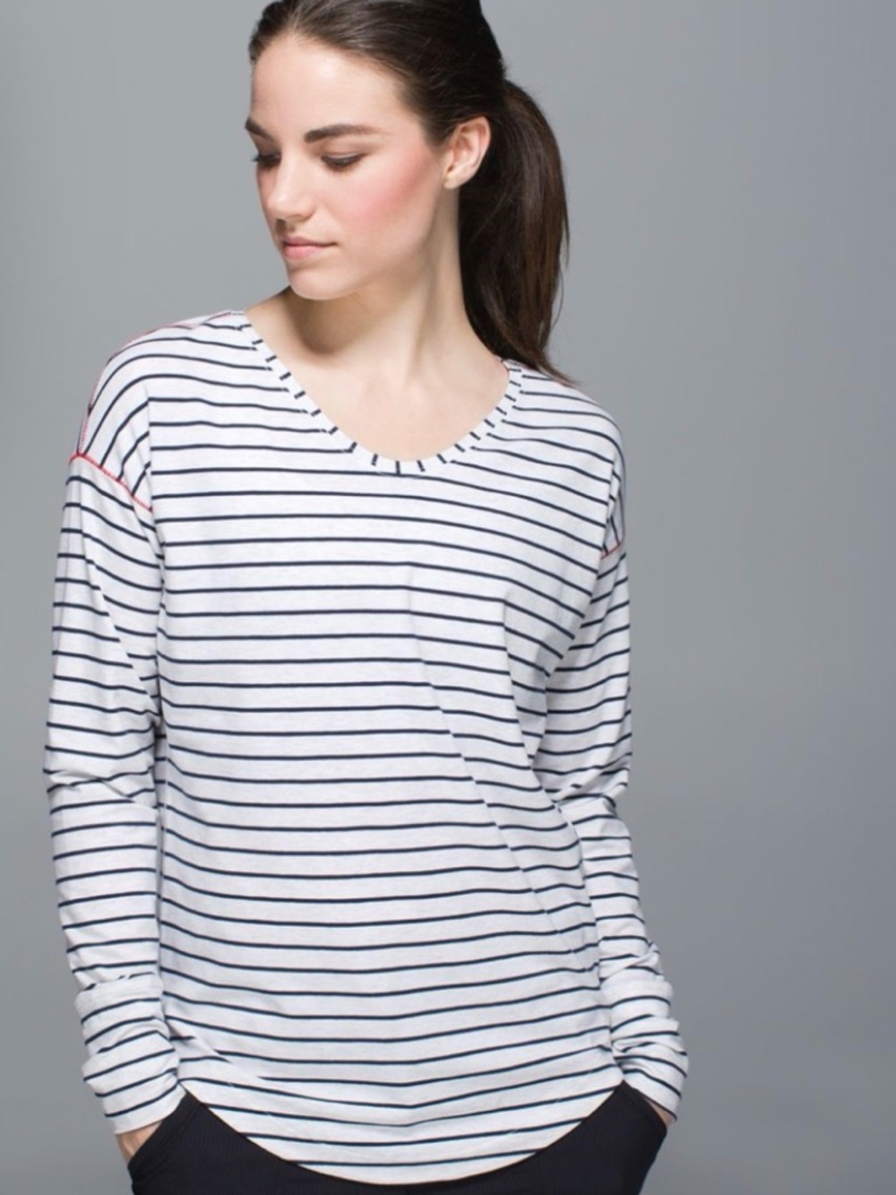 Lululemon Weekend Long Sleeve
Heathered White / Deep Navy stripes MEASUREMENTS